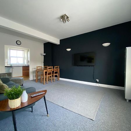 15 Queen Street, Flat 2 울버스톤 외부 사진